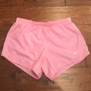 brand new nike shorts